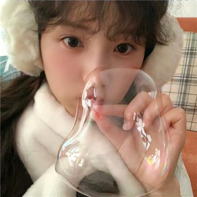 哺乳期的女人